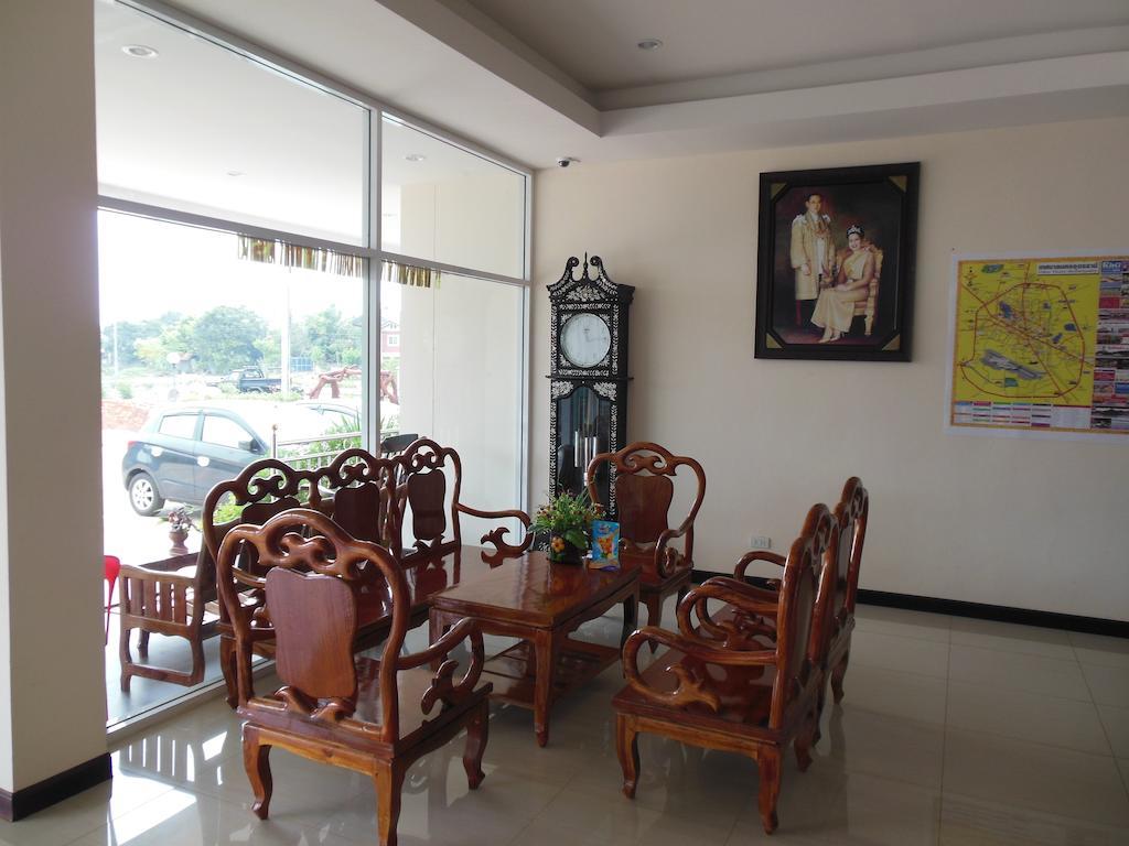 The Family Grand Hotel Udonthani Kültér fotó
